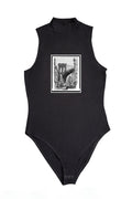 Női ujjatlan magasnyakú body (Joseph Pennel -Tenements under Brooklyn Bridge)