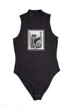 Női ujjatlan magasnyakú body (Joseph Pennel -Tenements under Brooklyn Bridge)