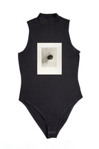 Női ujjatlan magasnyakú body (Odilon Redon- Araignée)