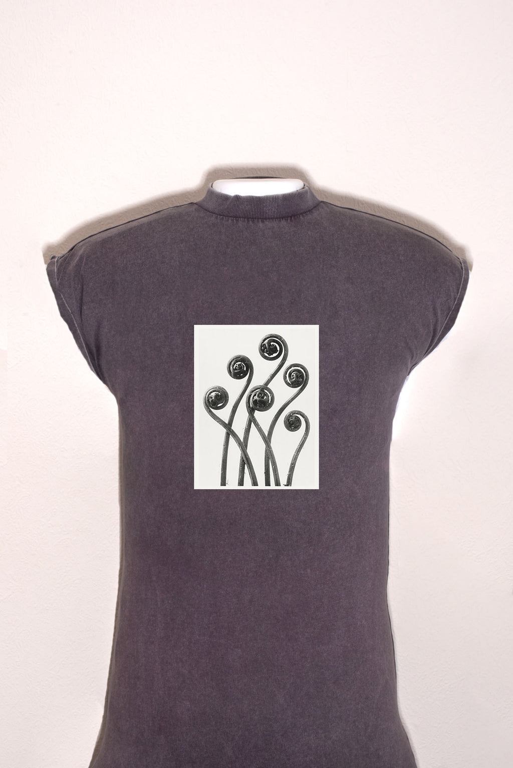 Hosszú női ruha ( Karl Blossfeldt - Adiantum pedatum )