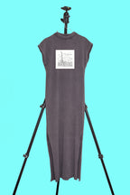 Hosszú női ruha (Leo Gestel - View of the Eiffel Tower in Paris)