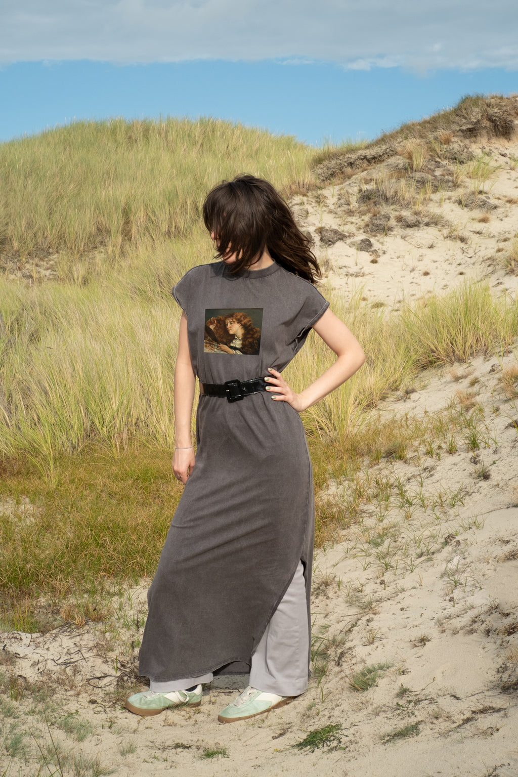 Hosszú női ruha (Gustave Courbet - Jo, the beautiful Irishwoman)