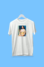 Oversized póló (Vilhelm Lundstrom - Seated female)