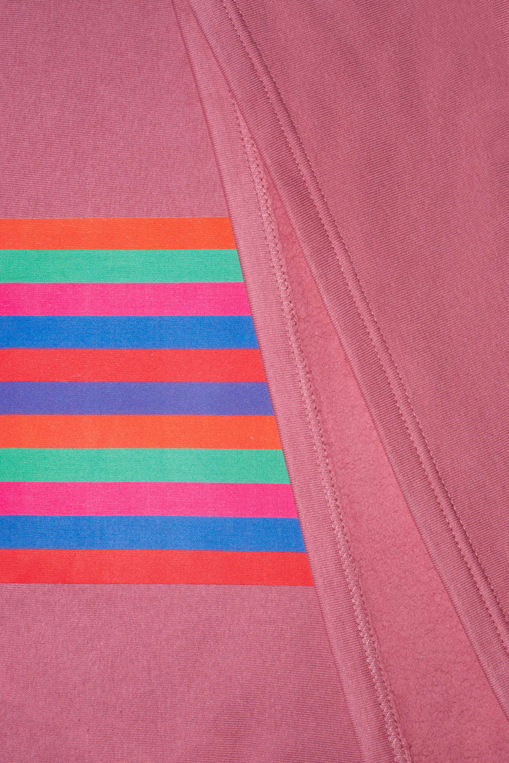 Rövid szabású női kapucnis melegítőfelső ( Alexander Girard - Jacob’s Coat )
