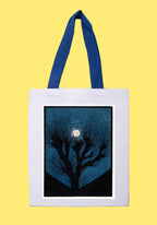 Fehér vászontáska kék fogantyúval (Julie de Graag -Moon Light)